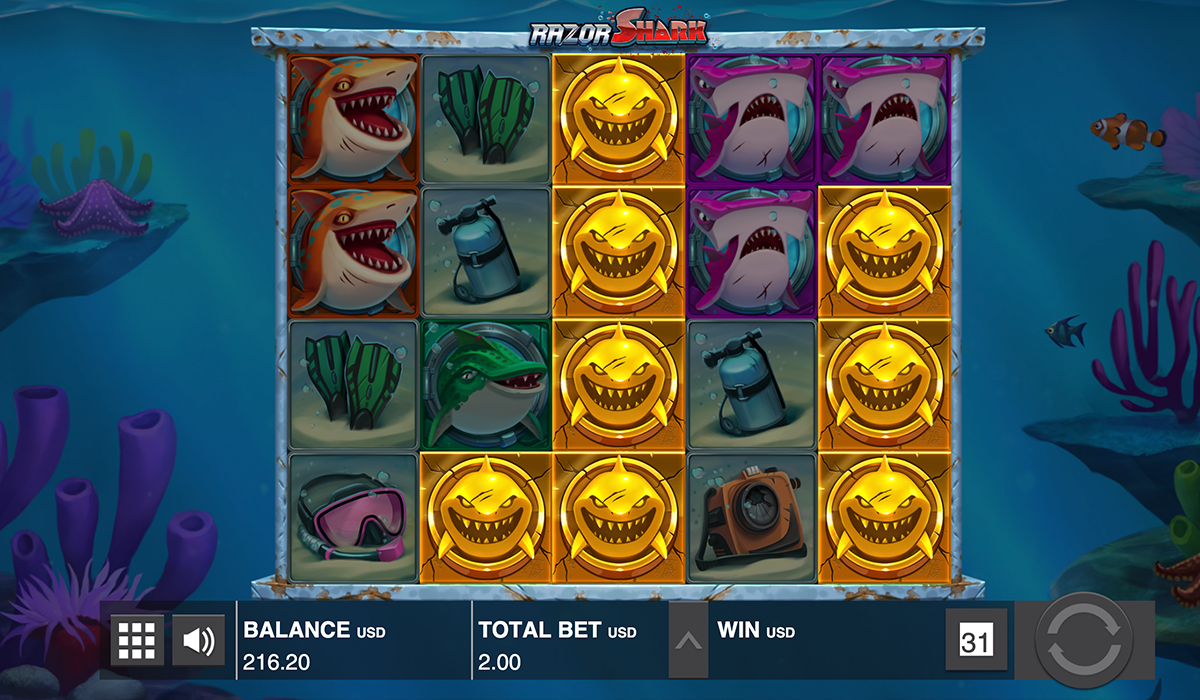 Swim-towards-blasting-bonuses-in-Razor-Shark-slot!_special-image02