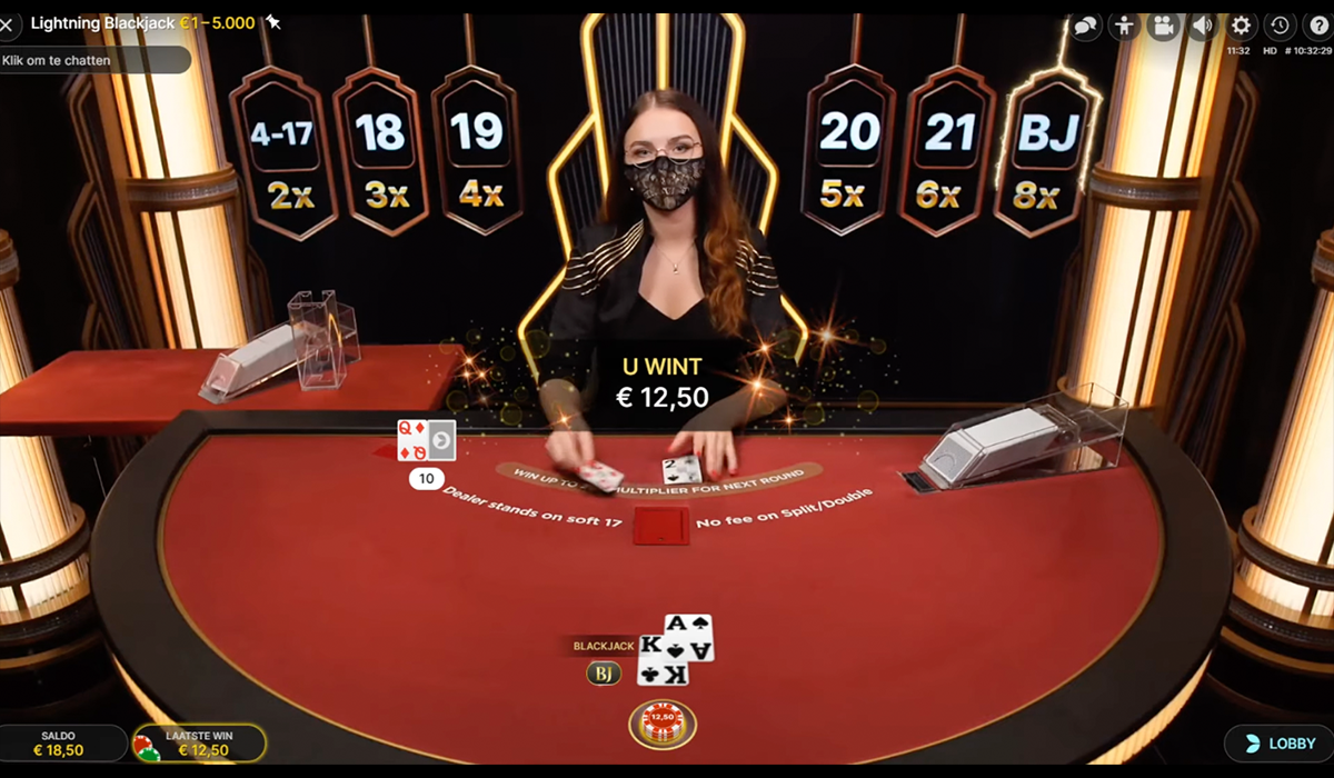 Strike-it-Lucky-on-Exclusive-Lightning-Blackjack-Live-Casino-Tables-special-image-01