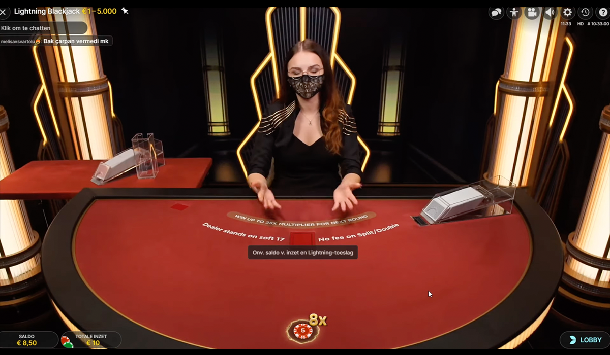 Strike-it-Lucky-on-Exclusive-Lightning-Blackjack-Live-Casino-Tables-special-image-02