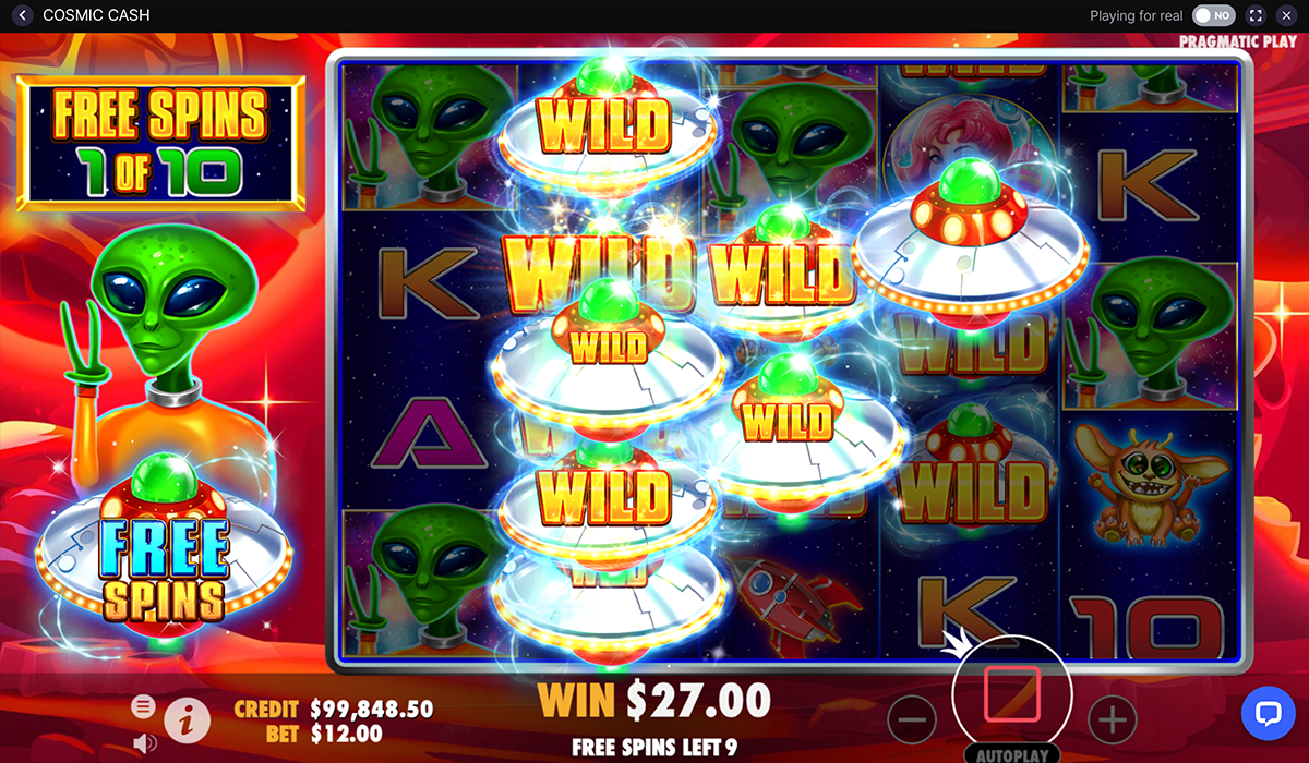 Kiki-with-the-ETs-in-Cosmic-Cash-Slot!-_special-images_02