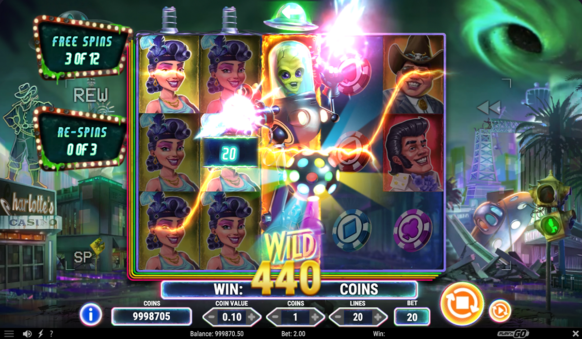Cosmic-Wins-Come-to-Earth-in-Invading-Vegas-Slot_special-images_02