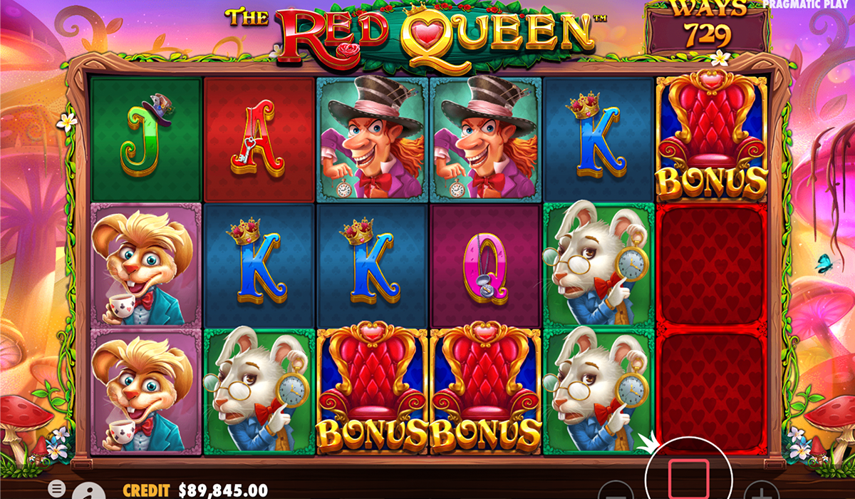 Everyone’s-Mad-For-Wins-in-The-Red-Queen-Slot_special_image_2